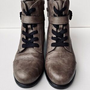 Madden Girl - Dennie Boot (US Women Size 8.5)